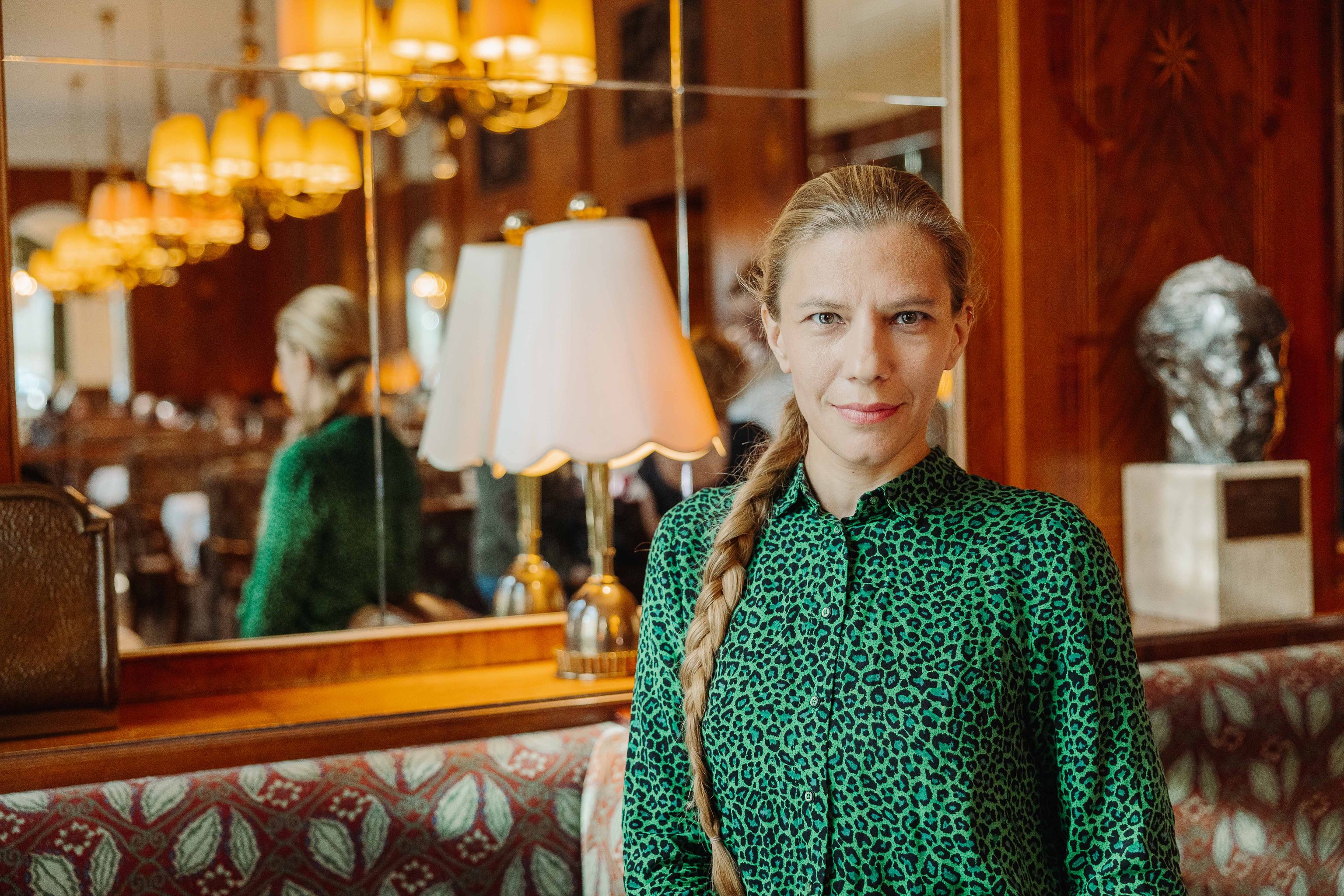 © Stefan Diesner Café Creativ mit Lisz Hirn – Zwischen KI, Menschsein und Wiener Schmäh